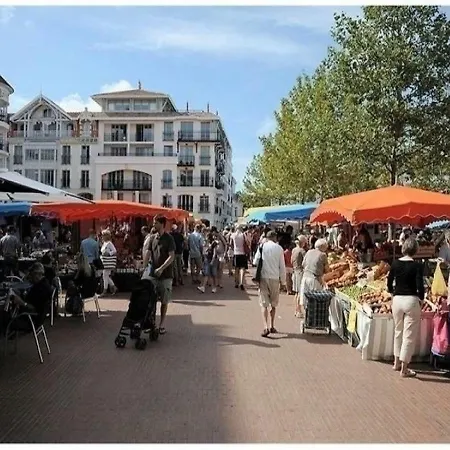 - A Deux Pas De La Plage - Beau T2 Traversant Avec Terrasse, Balcon Et Parking Individuel Securise Appartement *